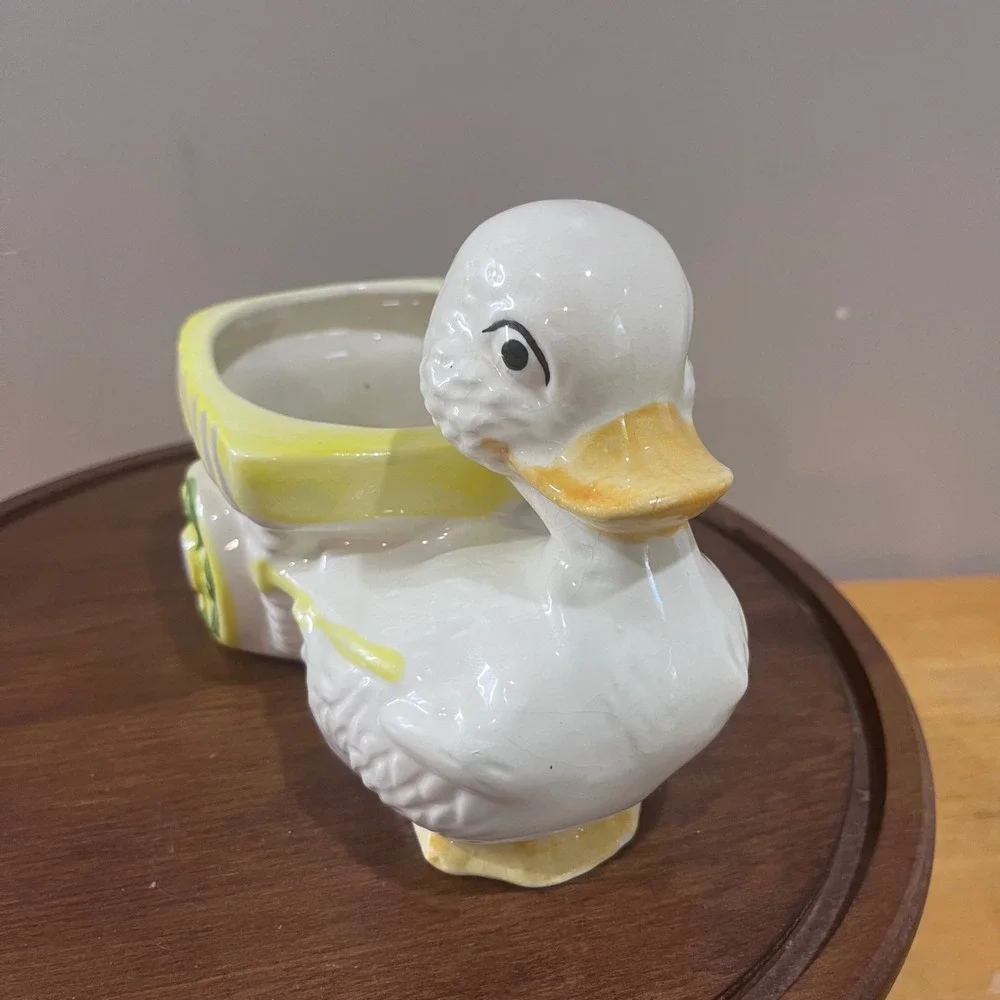 Vtg Ceramic Duck Pulling Cart Planter Kitsch Nursery Decor White Yellow 6.5in